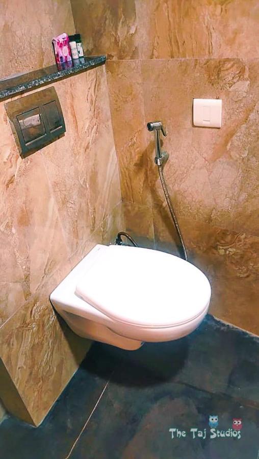 Taj Studios-Serviced Studio Apartment Noida Extérieur photo